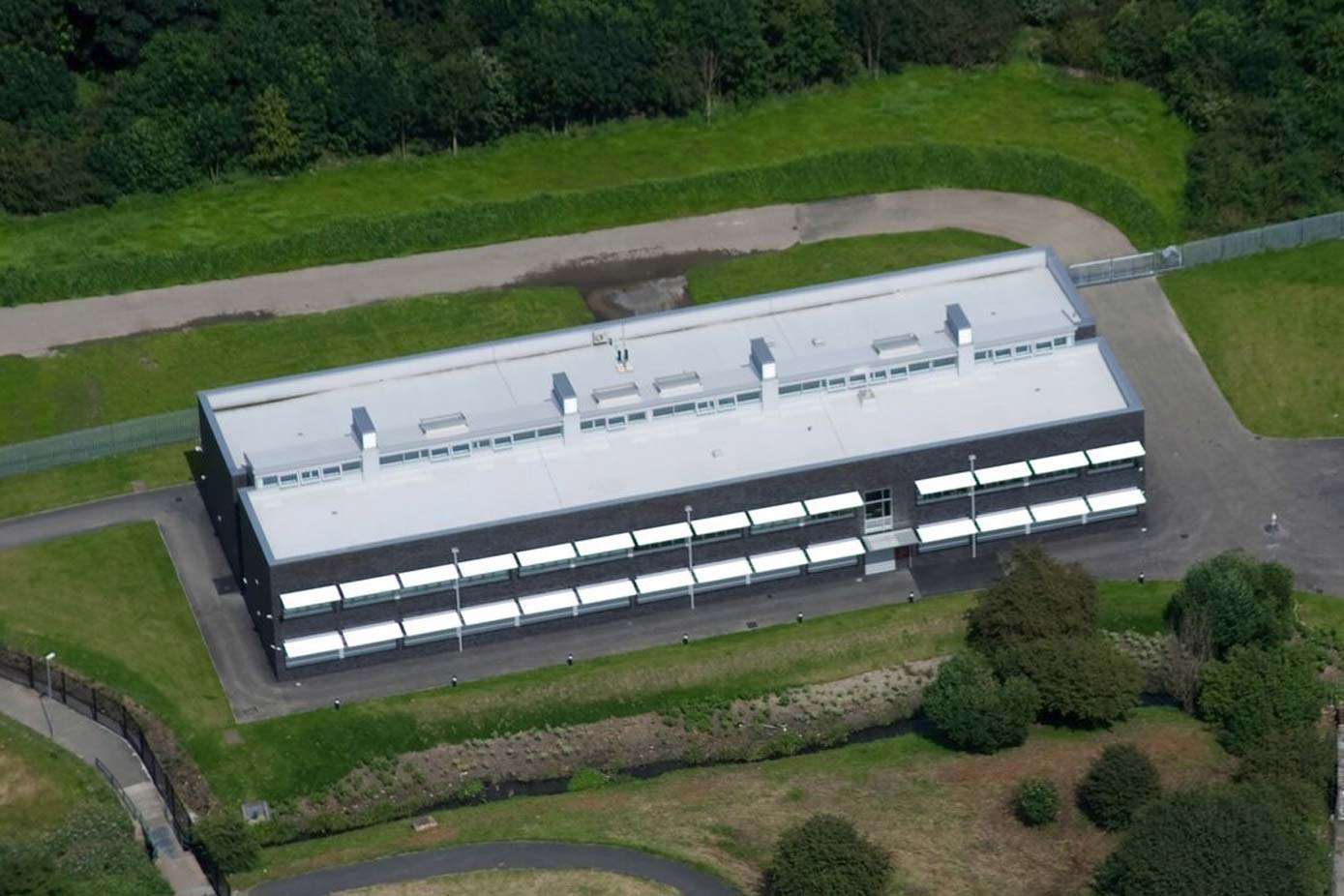 Exterior view of a building and its roof